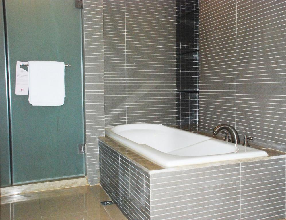 Shanghai Forte Hotel 객실 사진